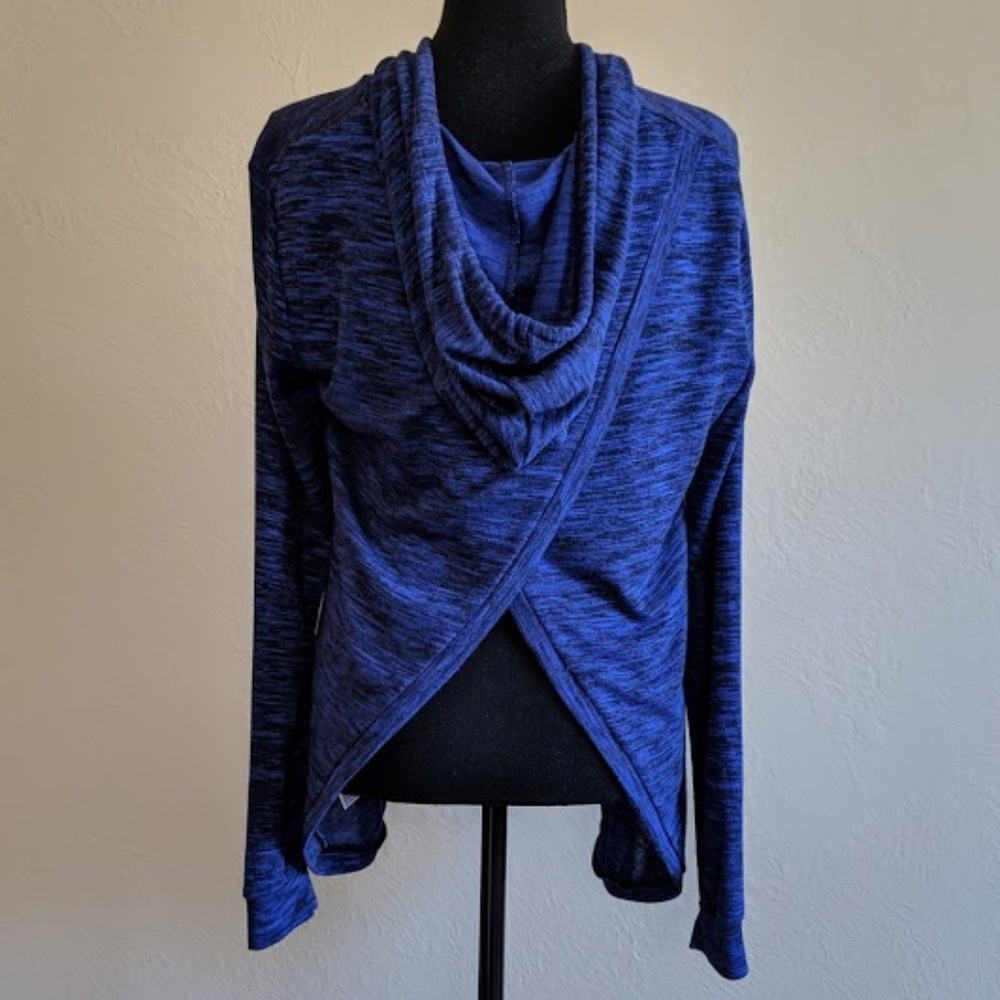 NWOT MARLED NAVY BLUE WRAP/ OPEN BACK HOODIE